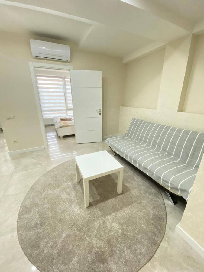 New Lux Apartment In Chişinǎu Buitenkant foto