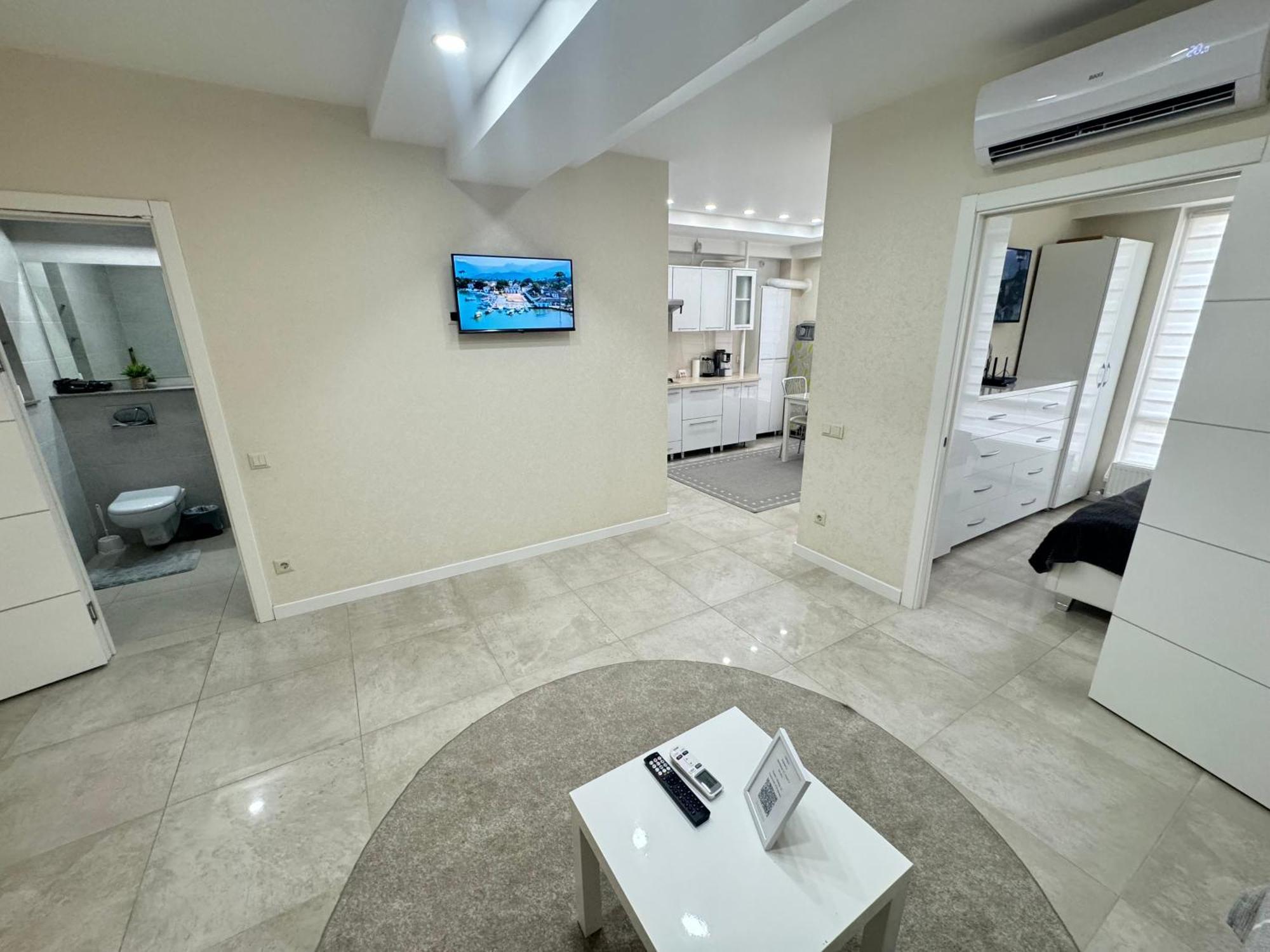 New Lux Apartment In Chişinǎu Buitenkant foto
